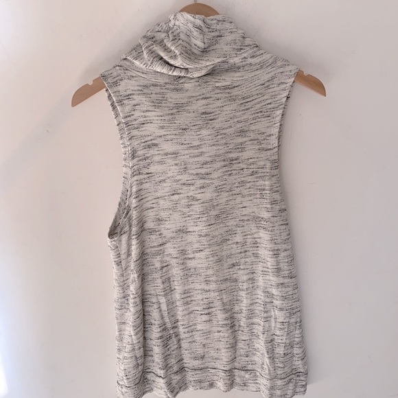 Threads 4 Thought, Sleeveless Cowl Pullover, Size L - Picture 7 of 8